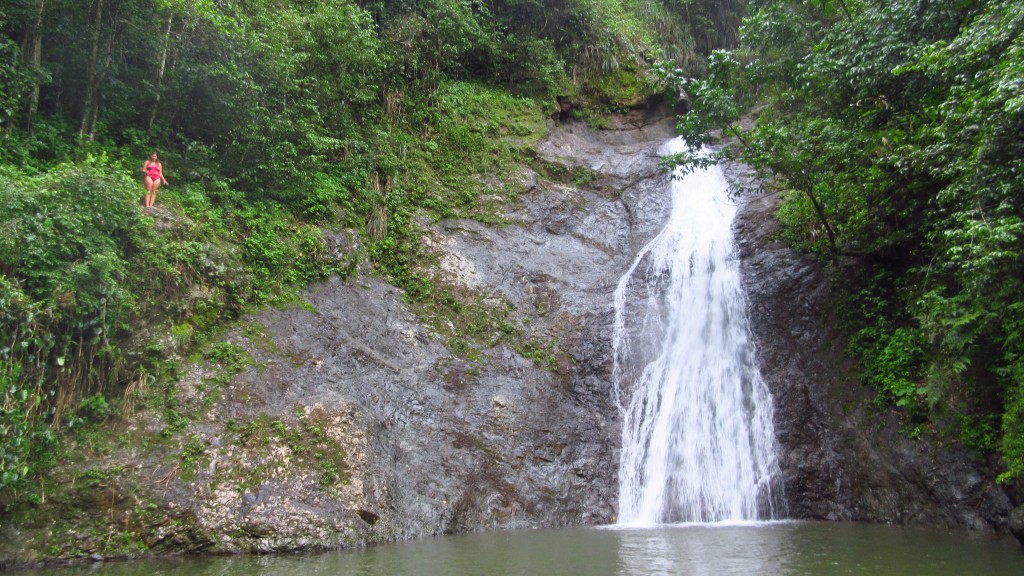 Standing beside the salto curet