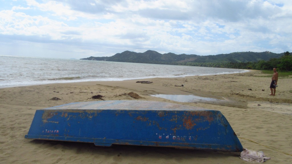 Boat and Anasco 3 Hermanos beach