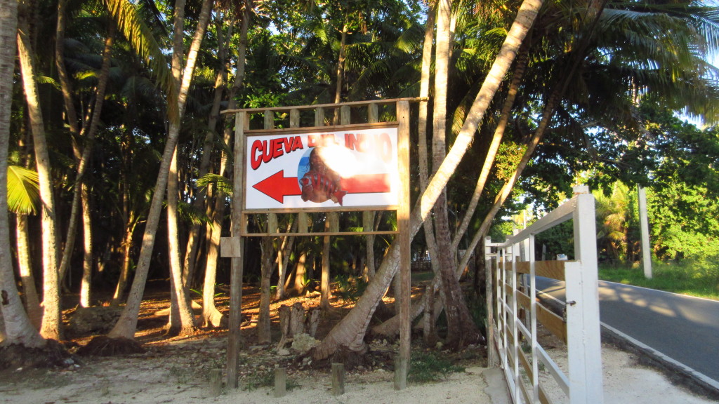 Cueva del Indio sign