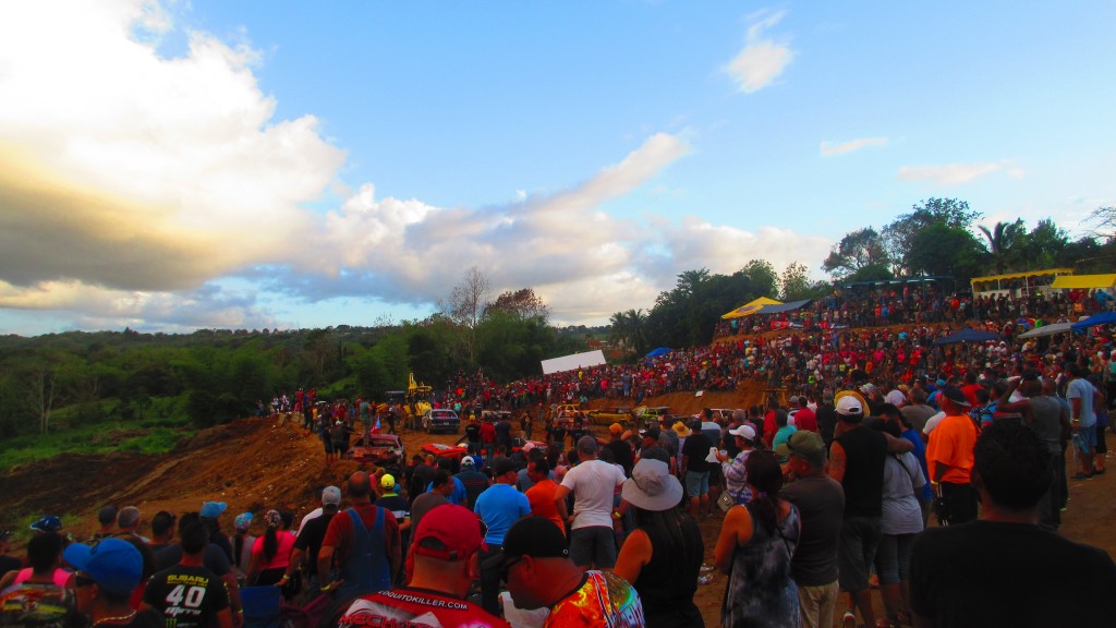 Demolition crowd