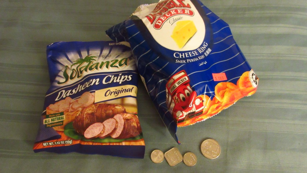 Aruban money and chips